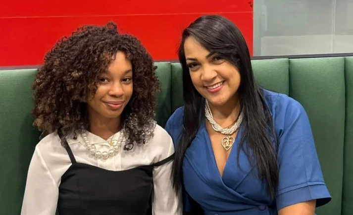 Aline Oliveira e sua filha Raissa Aline Oliveira e sua filha Raissa